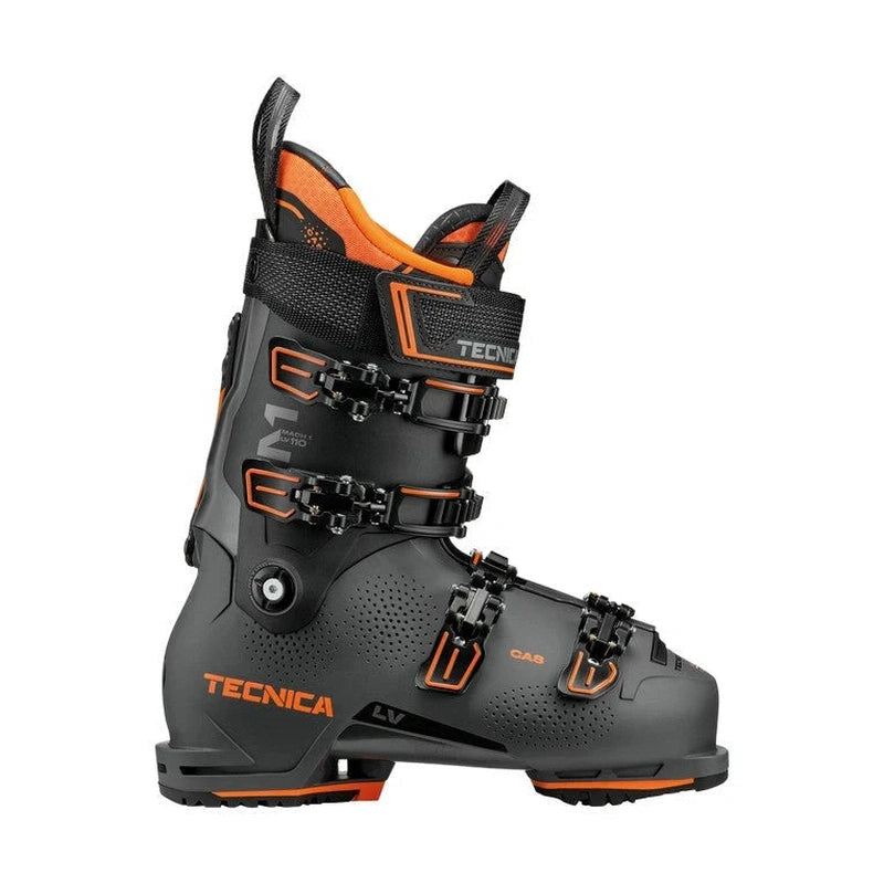 Tecnica Mach1 LV 110 alpinpjäxa i svart med orange detaljer, sidoprofil