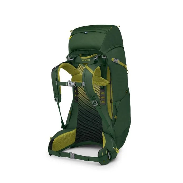 Baksida av mörkgrön Osprey Ace 50 med limefärgade detaljer och AIRSPEED