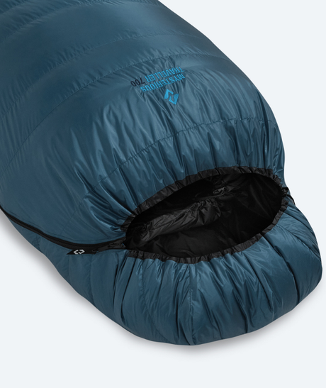 CUMULUS-Mysterious-Traveller-700-07-hood