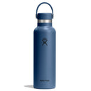 Mörkblå Hydro Flask vattenflaska med blått lock och handtag