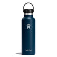 Mörkblå Hydro Flask-termos med svart lock och handtag