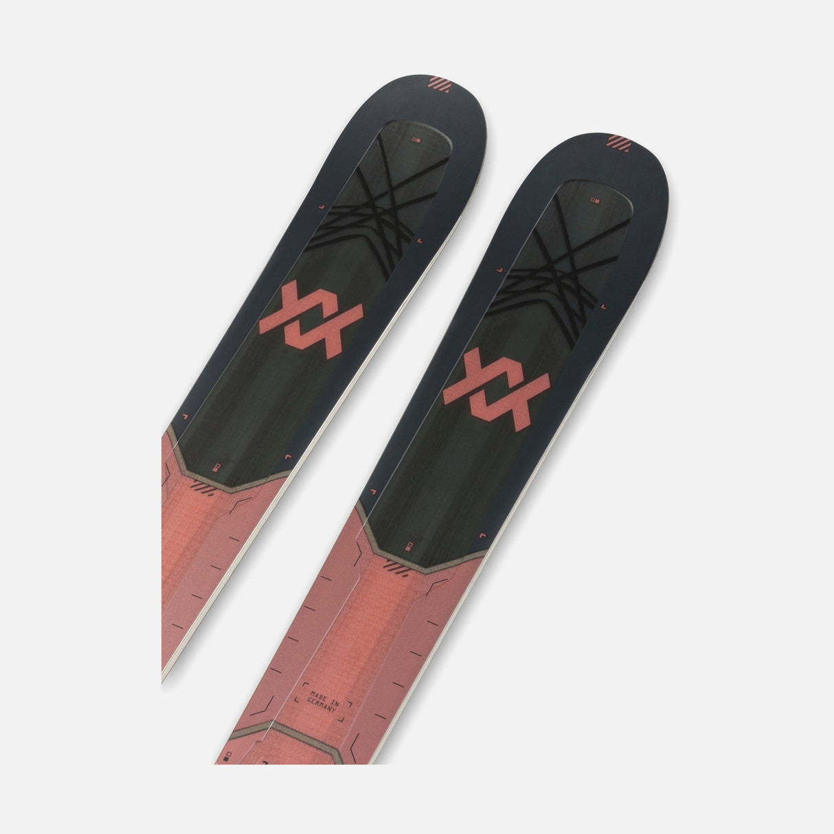 MANTRA 88 W Skida Allmountain